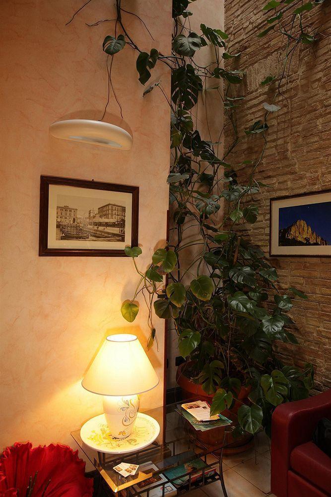 Arcobaleno Rooms Cagliari Luaran gambar