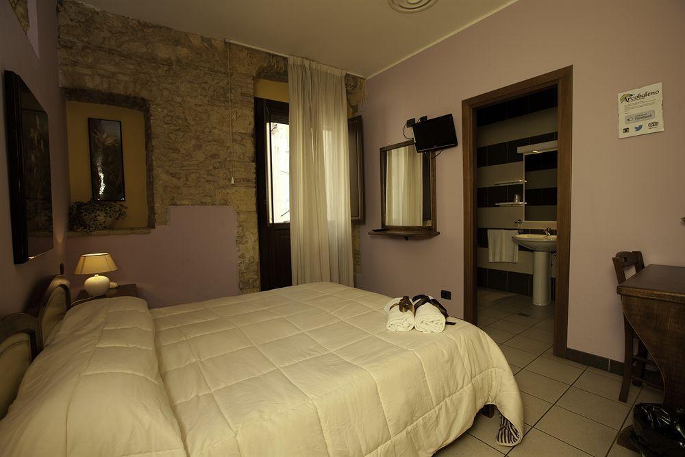Arcobaleno Rooms Cagliari Luaran gambar